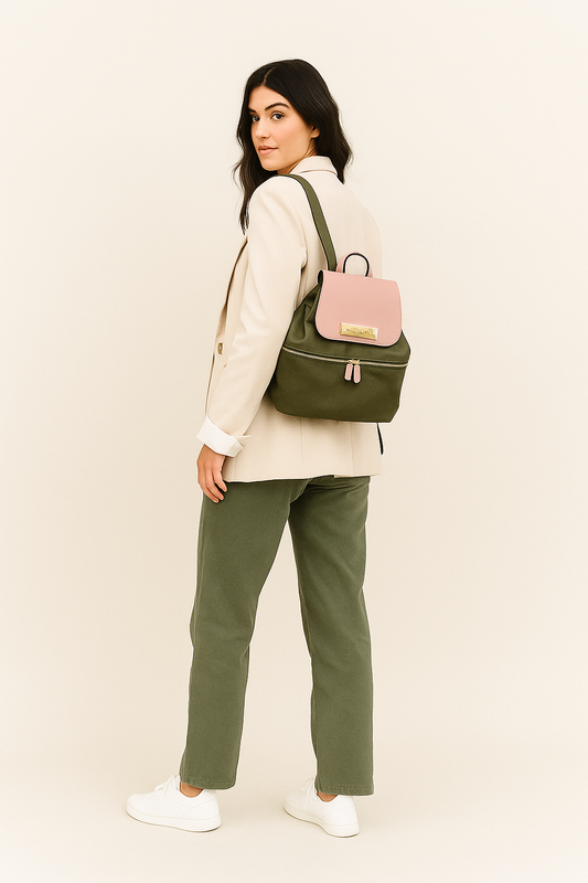 Mochila Guess Verde Militar con Rosa
